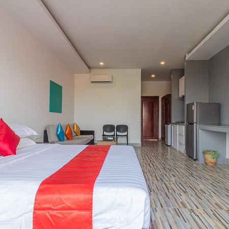 Golden Siem Reap Hotel Buitenkant foto