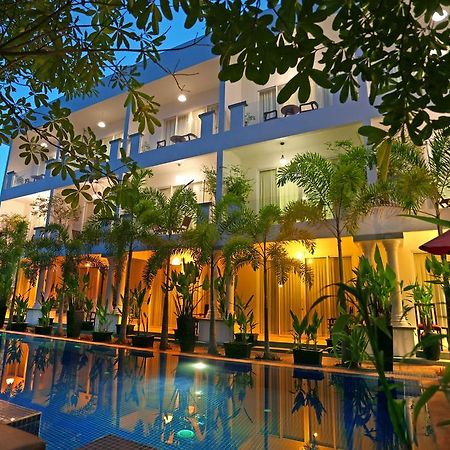 Golden Siem Reap Hotel Buitenkant foto