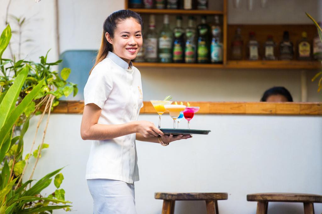Golden Siem Reap Hotel Buitenkant foto