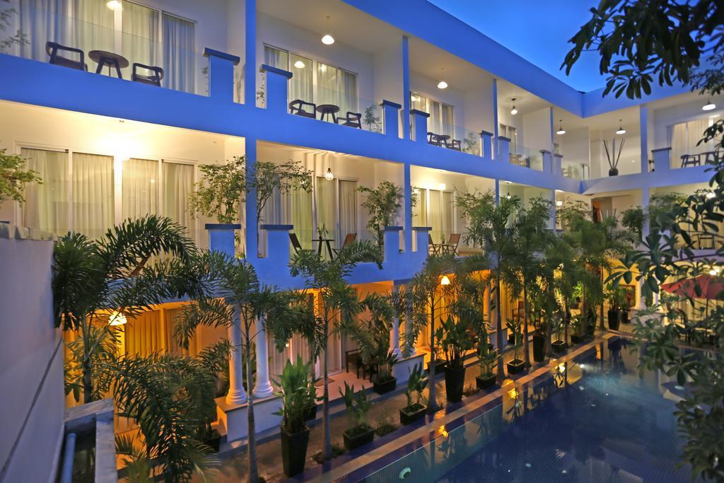 Golden Siem Reap Hotel Buitenkant foto