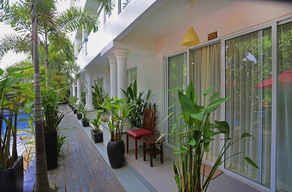 Golden Siem Reap Hotel Buitenkant foto