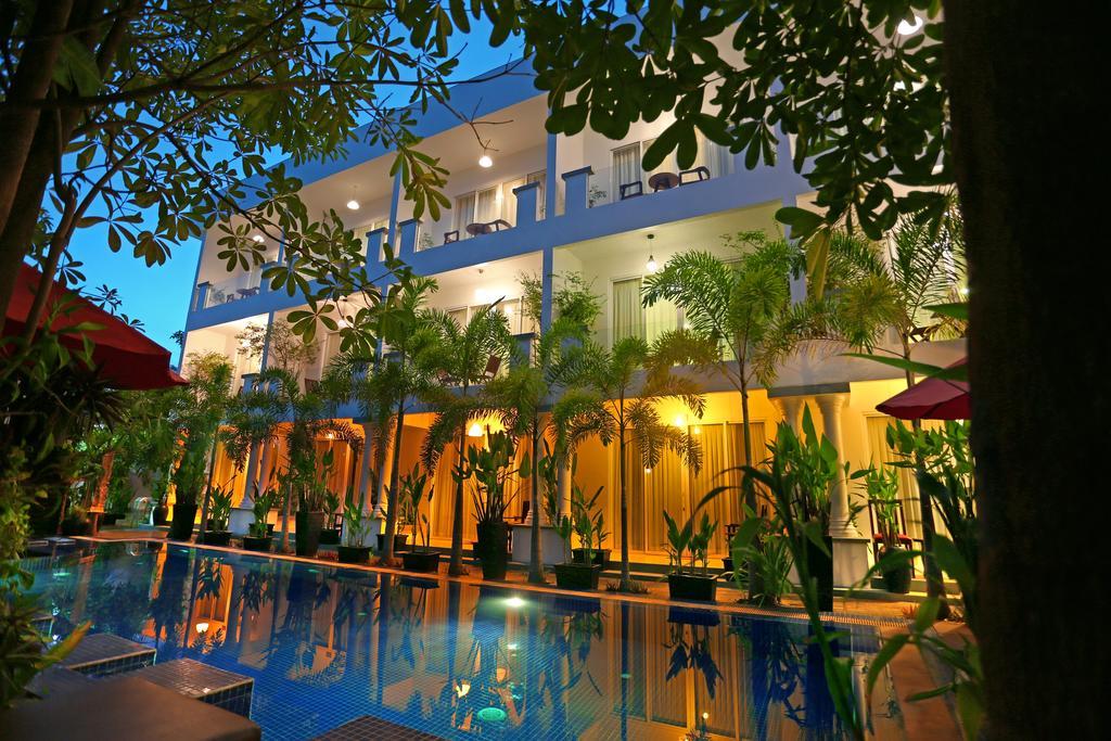 Golden Siem Reap Hotel Buitenkant foto
