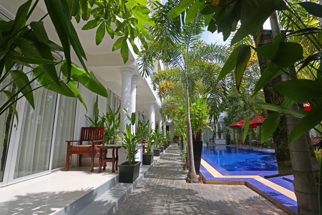 Golden Siem Reap Hotel Buitenkant foto