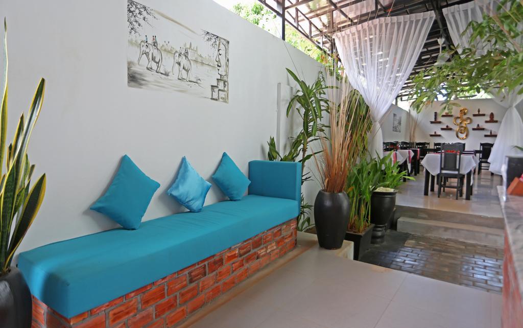 Golden Siem Reap Hotel Buitenkant foto