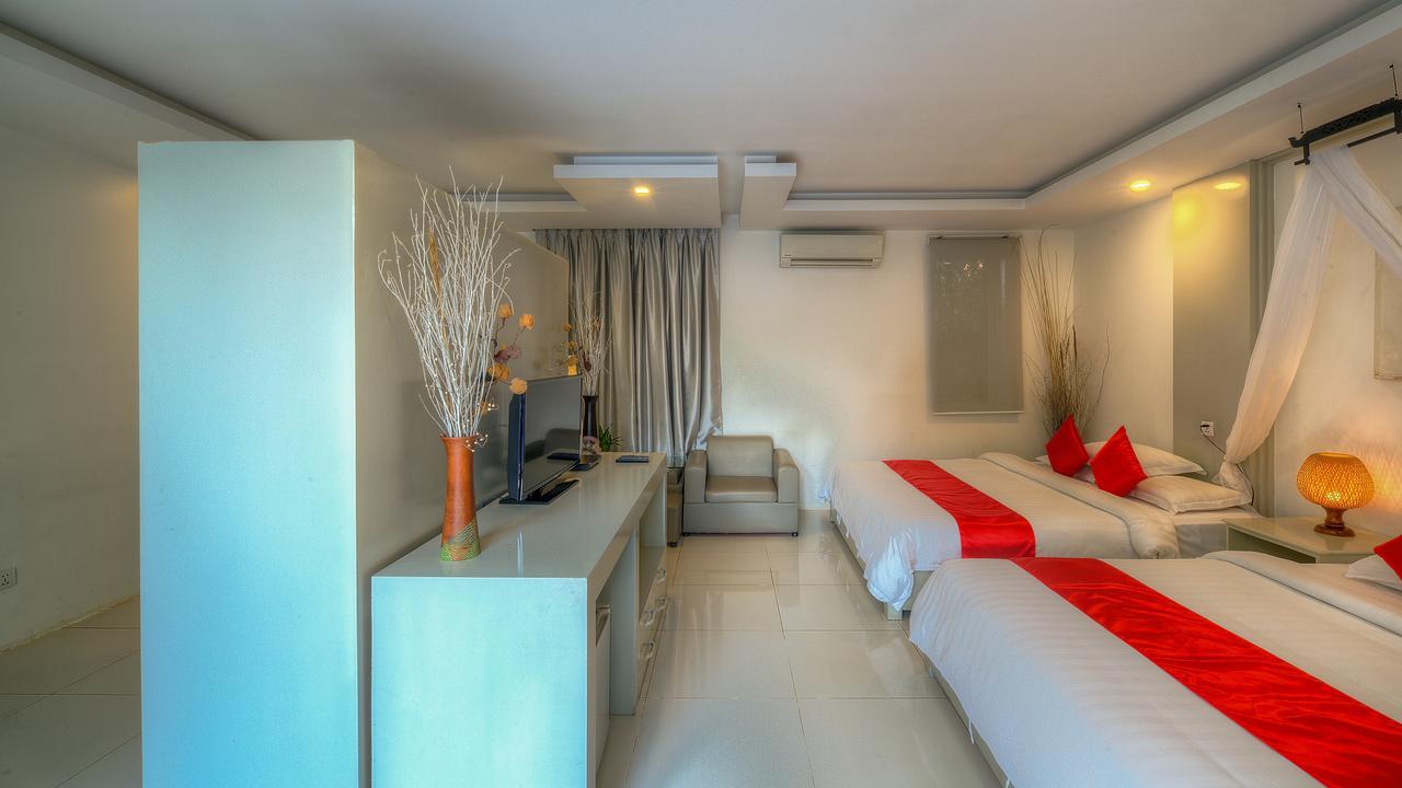 Golden Siem Reap Hotel Buitenkant foto