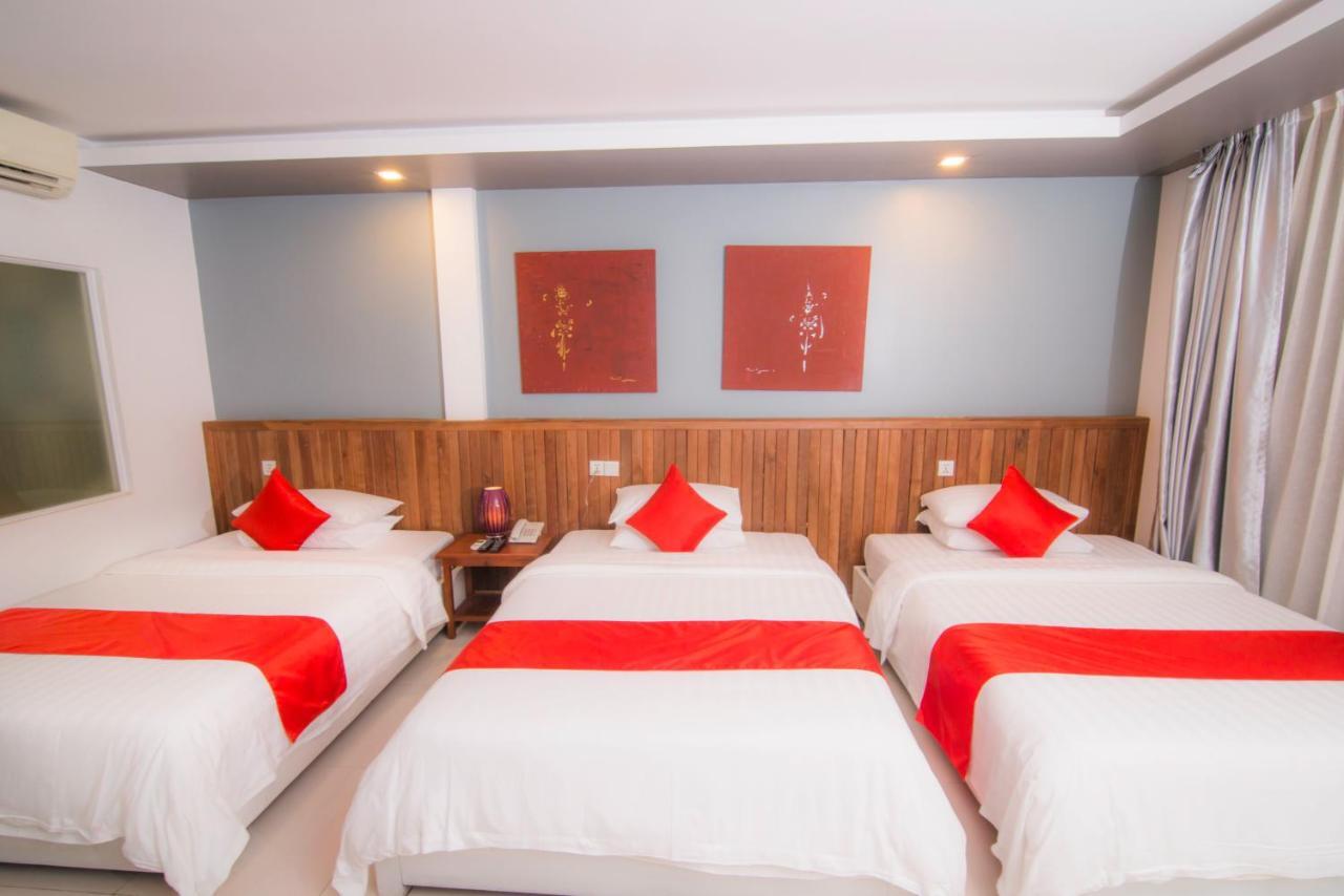 Golden Siem Reap Hotel Buitenkant foto