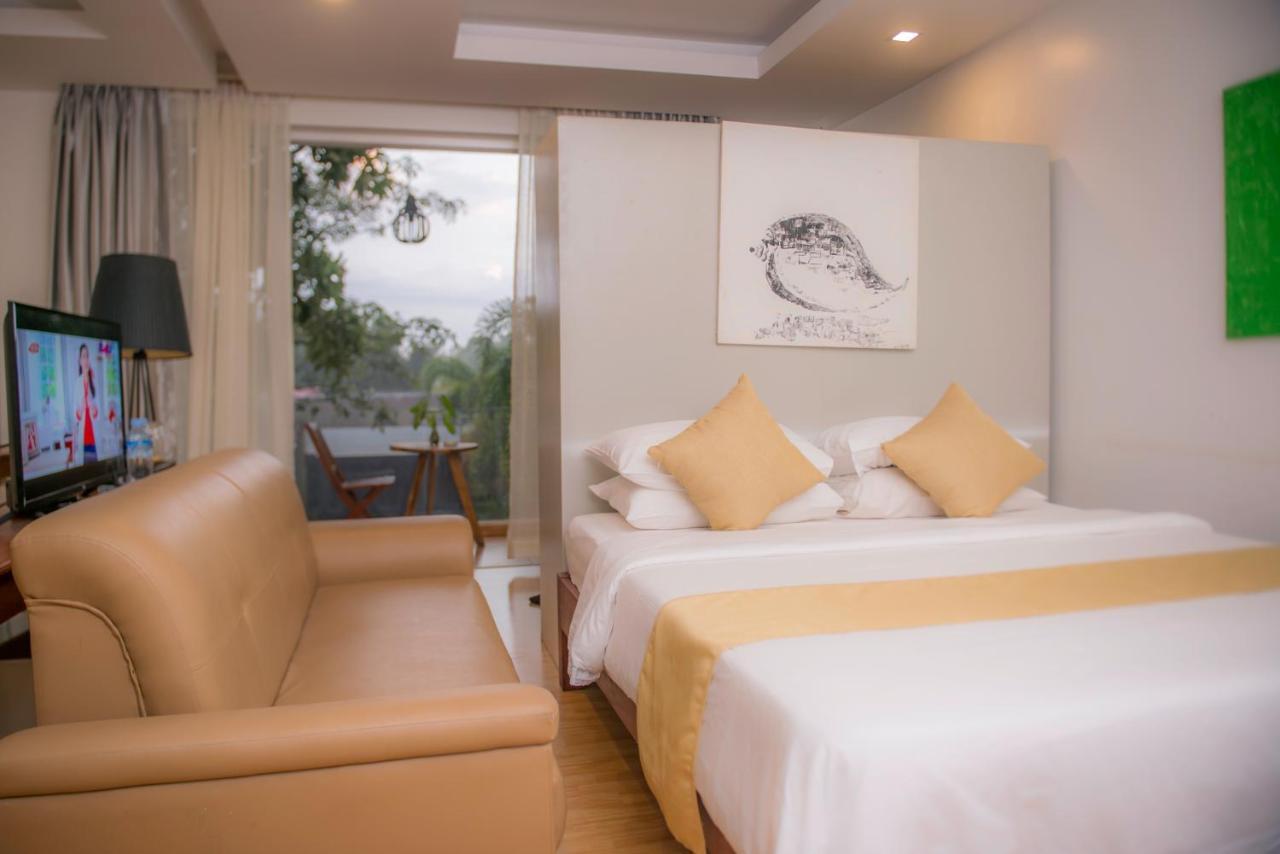 Golden Siem Reap Hotel Buitenkant foto
